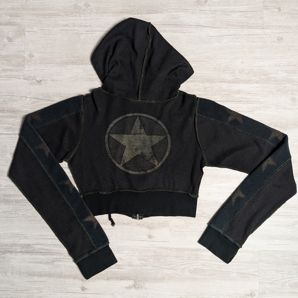 Cropped, Star Print, Zip Front Knit in Size S